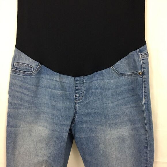 Liz Lange Distressed Maternity Jean Jeggings Size Medium - Picture 3 of 7